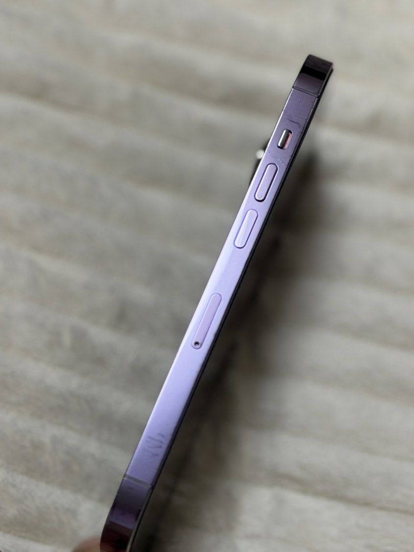iPhone 14 pro - 256GB - Deep Purple (Category: iPhone 14 Series) located in Dasmarinas. Submitted by maarryyaannnn (Listing ID 1471392991, Image 3). Description: – open line – 75% battery health – no dents and cracks – with side scratches as this model has stainless steel sides, scratches very easily even used with phone cases – lcd and camera: perfect condition inclusion: – original box freebies: – original apple wired earphones (opened only. un