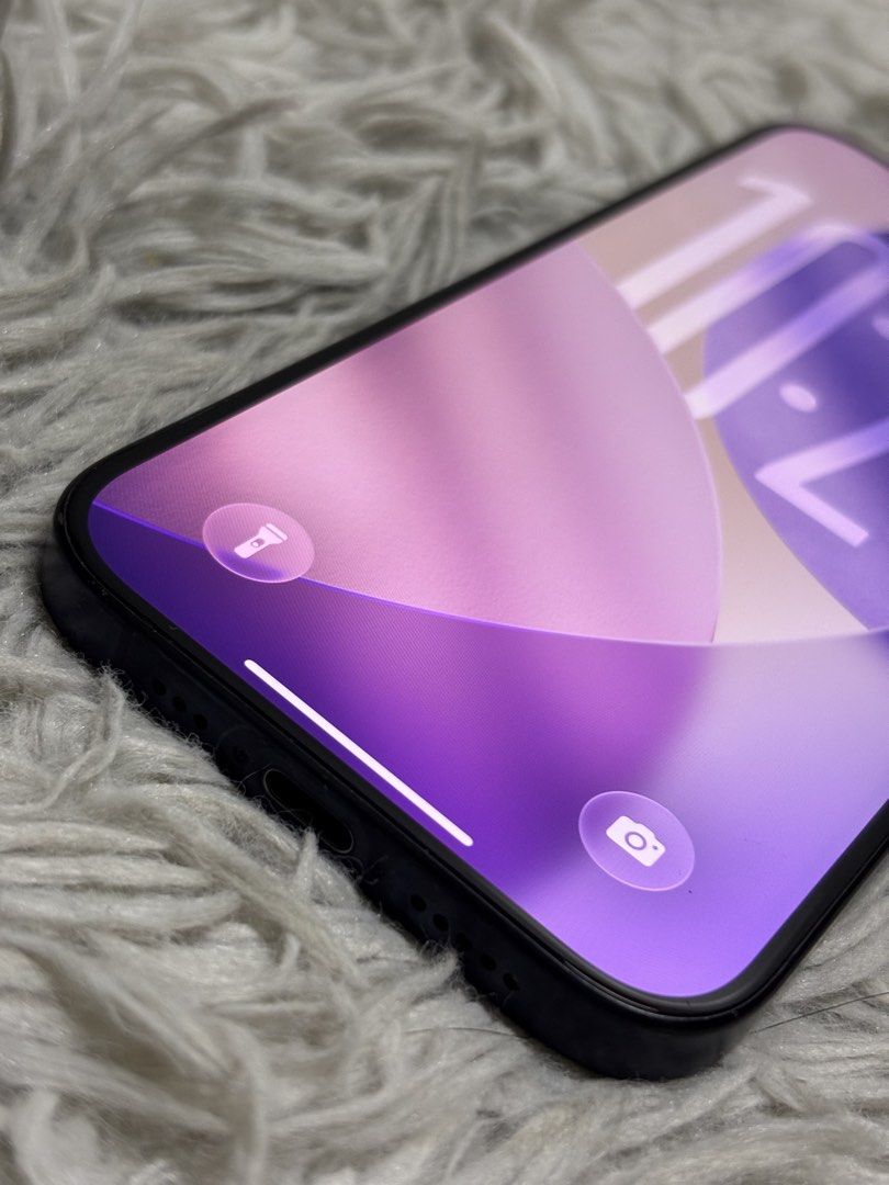 IPhone 15 Pro - 128 GB Blue Titanium (Category: iPhone 15 Series) located in Manila. Submitted by fiercephoenix-ff92 (Listing ID 1471378628, Image 2). Description: iPhone 15 Pro 128GB – Blue Titanium 📱 SPECS & DETAILS: * Model: Apple iPhone 15 Pro * Storage: 128GB * Color: Blue Titanium * Display: 6.1-inch Super Retina XDR OLED * Processor: Apple A17 Pro Chip * Main Camera: 48MP * Ultra-Wide Camera: 12MP * Telephoto Camera: 12MP with 3× optical 