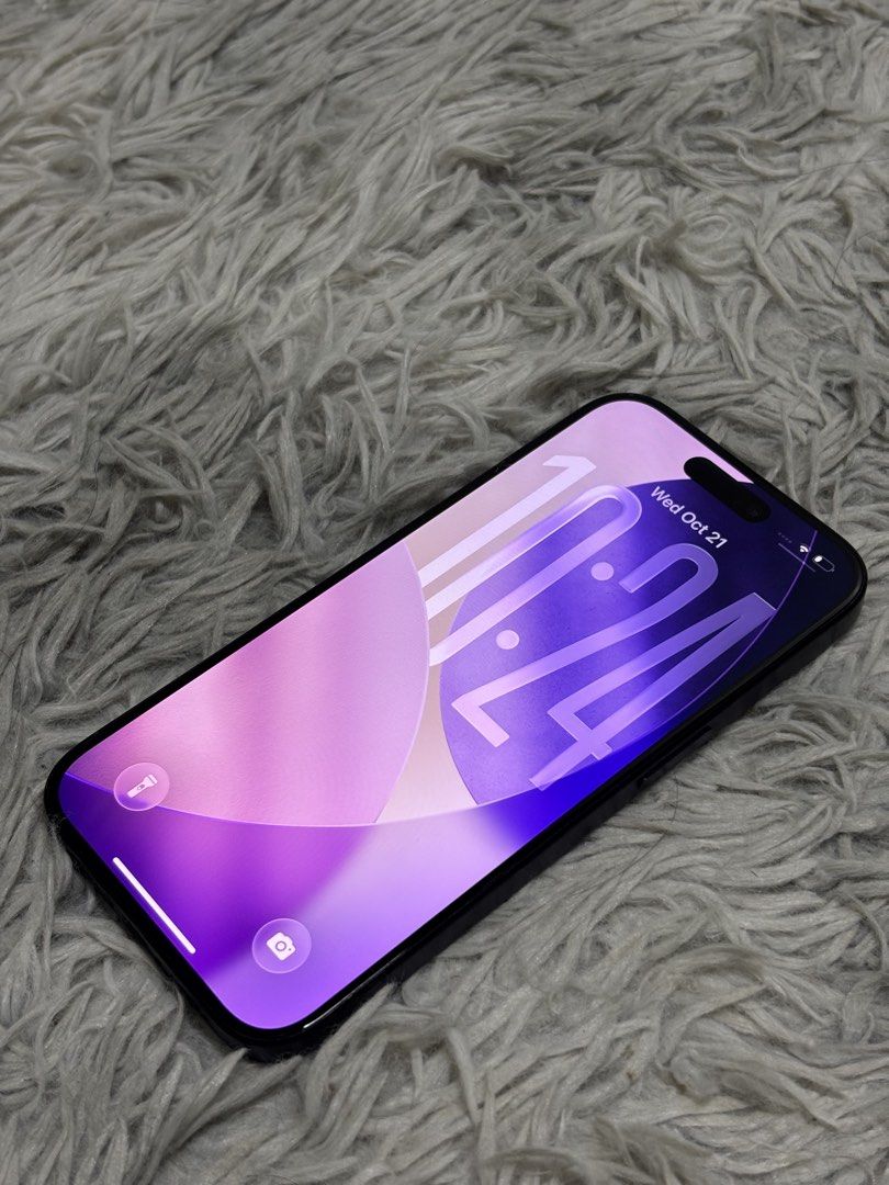IPhone 15 Pro - 128 GB Blue Titanium (Category: iPhone 15 Series) located in Manila. Submitted by fiercephoenix-ff92 (Listing ID 1471378628, Image 1). Description: iPhone 15 Pro 128GB – Blue Titanium 📱 SPECS & DETAILS: * Model: Apple iPhone 15 Pro * Storage: 128GB * Color: Blue Titanium * Display: 6.1-inch Super Retina XDR OLED * Processor: Apple A17 Pro Chip * Main Camera: 48MP * Ultra-Wide Camera: 12MP * Telephoto Camera: 12MP with 3× optical 