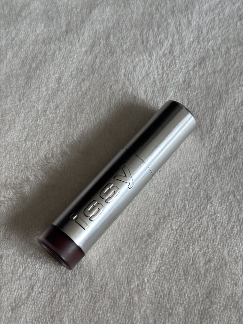issy mousse Lip Tint in Espresso (Category: Makeup) located in Quezon City. Submitted by haha10_4 (Listing ID 1471343033, Image 1). Description: - Brand: Issy - Shade: Espresso (Roasted deep brown) - Size: 5 ml / 0.169 fl oz - Application: Standard doe-foot applicator - Packaging: Silver tube - Condition: Swatched once on the back of hand, zero flaws on tube or wand - Grab it now before it goes!.