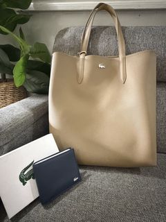 (Category: ) located in . Submitted by glamshoppers101 (Listing ID 1471350384, Image 1). Description: .
