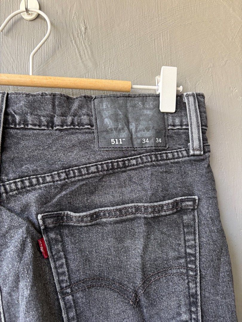 Levi's 511 Slim Fit Black Jeans (Category: Jeans) located in Manila. Submitted by nofits.garments (Listing ID 1471339412, Image 3). Description: Levis 511 Slim Fit Jeans Washed Black Denim Waist 34 Length 37 Leg opening 7 In pristine condition No issue.