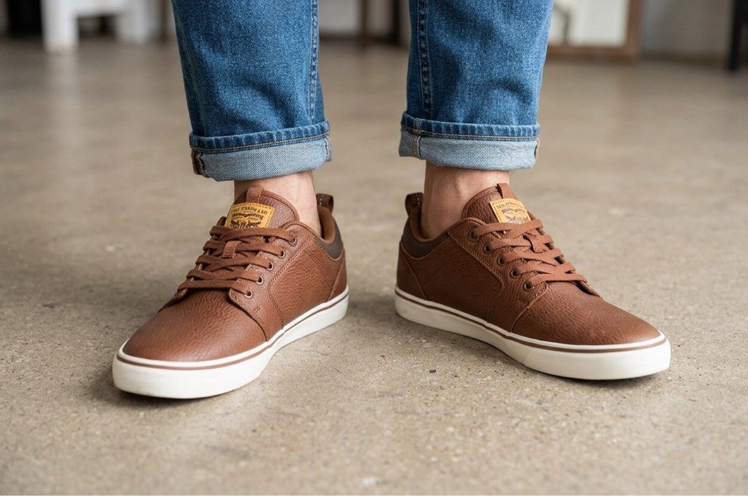 Levi’s Casual Men’s Shoes (Category: Casual Shoes) located in Taytay. Submitted by crisha14344 (Listing ID 1471321629, Image 3). Description: Color Brown Naka-stock nalang po yan Original Brand.
