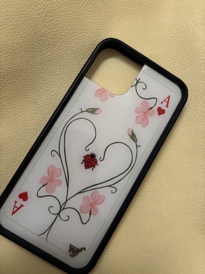 Lila Moss wildflower phone case (Category: Cases & Sleeves) located in Manila. Submitted by luckiachai (Listing ID 1471345417, Image 2). Description: .
