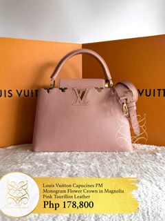 (Category: ) located in . Submitted by belles_lux_closet (Listing ID 1471437890, Image 1). Description: .