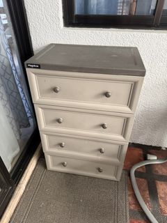 (Category: ) located in . Submitted by emriepreloved (Listing ID 1471332490, Image 1). Description: .