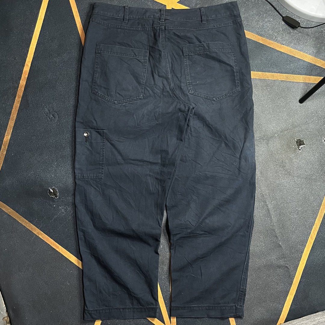 Nike Cargo Pants , Double Knee (Category: Activewear) located in Alaminos. Submitted by jikstocks (Listing ID 1471328467, Image 2). Description: Size 34 Excellent .
