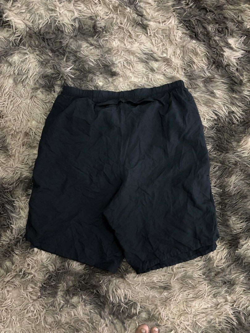Nike Challenger Men’s Brief-Lined Running shorts (Category: Shorts) located in Binalbagan. Submitted by dcorexyzzz (Listing ID 1471303108, Image 3). Description: Large 30-32” waistline Length: 17” Excellent condition No issues.