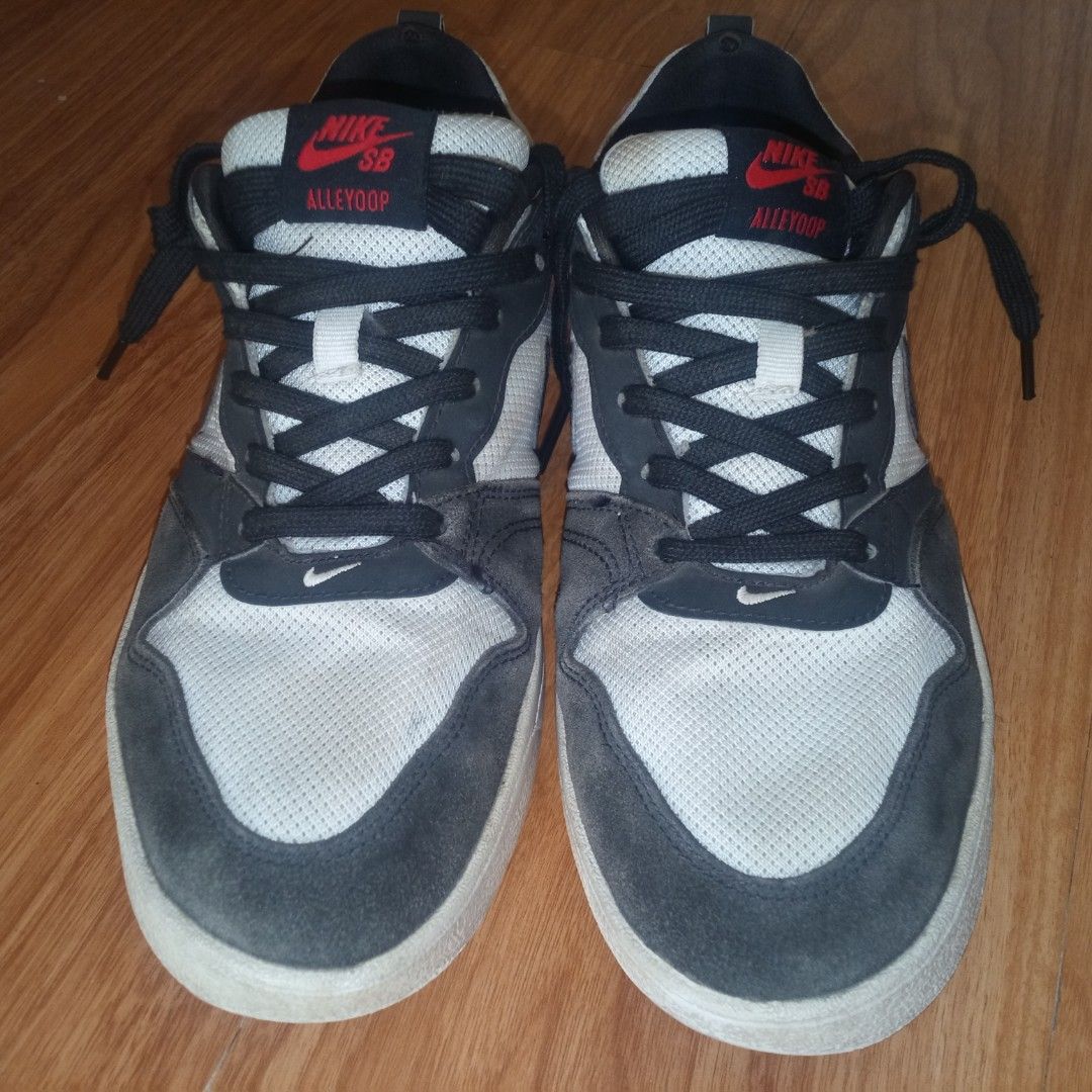 nike SB alleyoop red/black (Category: Casual Shoes) located in Manila. Submitted by tafogtart (Listing ID 1471305581, Image 1). Description: .
