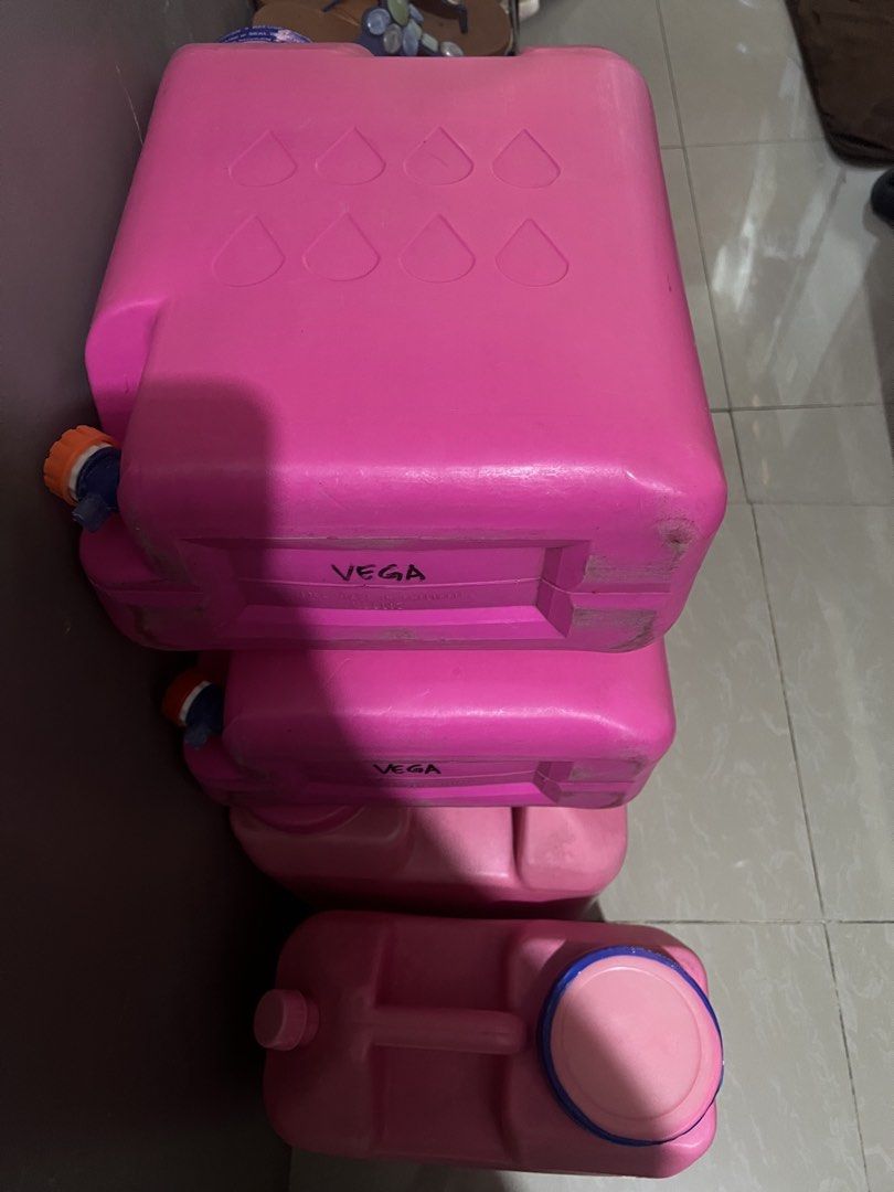 Pink Plastic Water Containers (5 Gallons) (Category: Water Bottles & Tumblers) located in Santa Rosa. Submitted by yourgirl0816 (Listing ID 1471297566, Image 2). Description: - Set of sturdy pink plastic and water containers - Ideal for water storage, camping trips, or emergency prep - Items are cleanable and ready for use - Selling as set of 6 for only ₱300 Loc: Tagapo, Sta. Rosa Laguna.