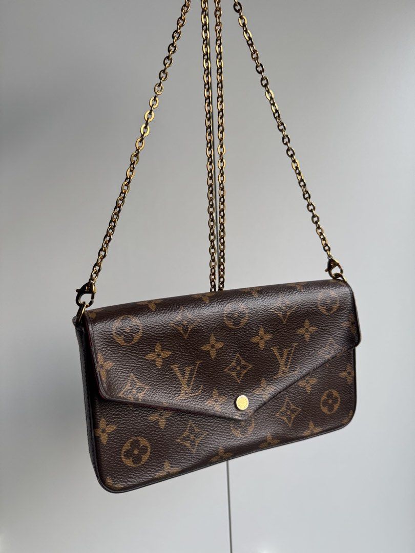 POCHETTE FÉLICIE — MONOGRAM CANVAS (Category: Luxury Bags & Wallets) located in Manila. Submitted by moiluxe (Listing ID 1471369662, Image 1). Description: POCHETTE FÉLICIE — MONOGRAM CANVAS RANK A 🤎 Canvas: Classic Brown Monogram ✨ Brand: Louis Vuitton 👜 Style: Pochette Félicie 38,000 wallet only A must-have classic for every luxury collection. 📩 Message me for inquiries and detailed photos. 📍 Makati, Metro Manila Authenticity and availabili