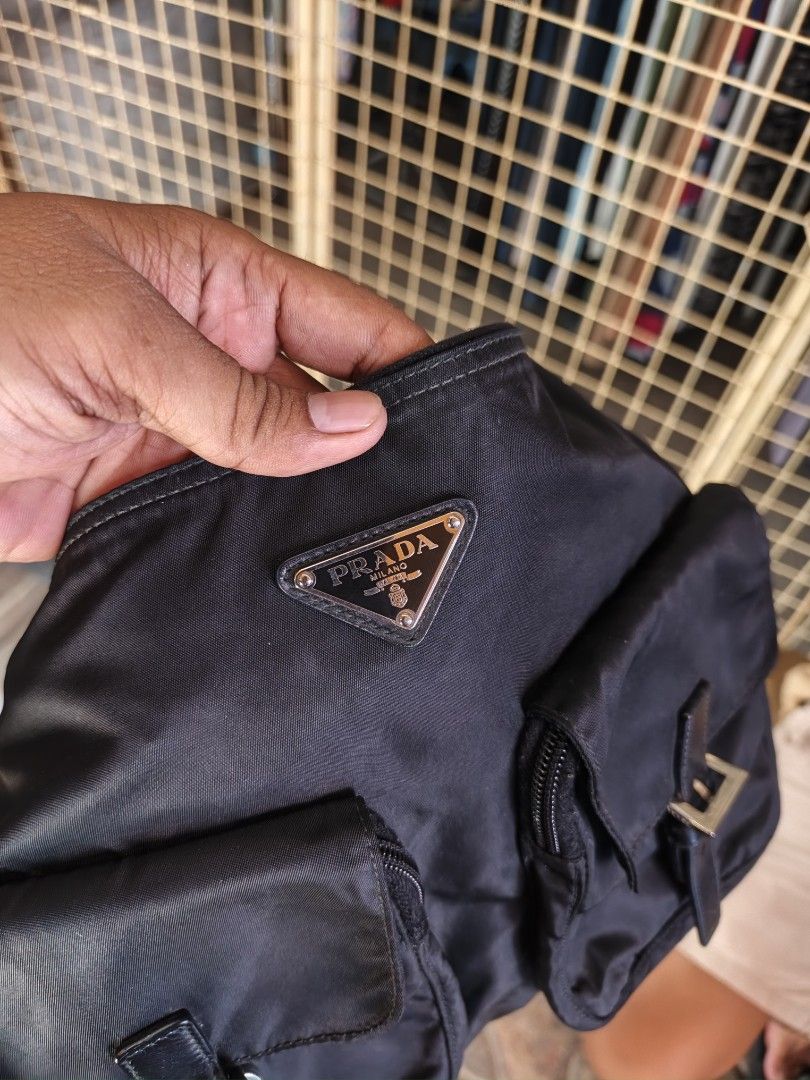 PRADA TESSUTO NYLON CROSSBODY/MESSENGER BAG (Category: Luxury Bags & Wallets) located in Iriga City. Submitted by ewin19 (Listing ID 1471353142, Image 2). Description: PRADA TESSUTO NYLON CROSSBODY/MESSENGER BAG.