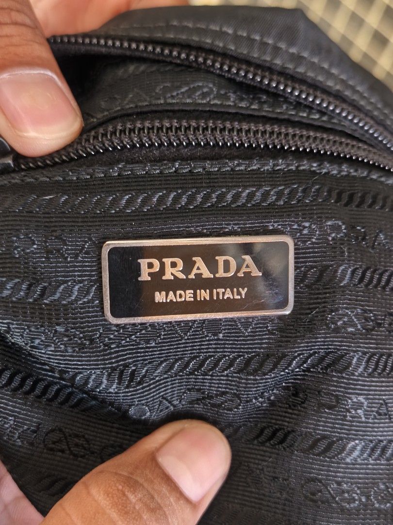 PRADA TESSUTO NYLON CROSSBODY/MESSENGER BAG (Category: Luxury Bags & Wallets) located in Iriga City. Submitted by ewin19 (Listing ID 1471353142, Image 3). Description: PRADA TESSUTO NYLON CROSSBODY/MESSENGER BAG.