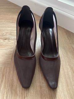 (Category: ) located in . Submitted by shoegal (Listing ID 1471305618, Image 1). Description: .