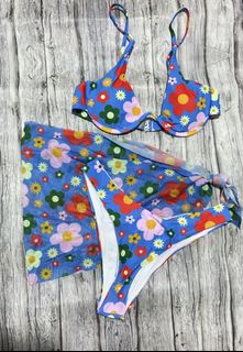(Category: ) located in . Submitted by solastaphswimwear (Listing ID 1471387791, Image 1). Description: .