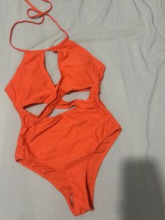 (Category: ) located in . Submitted by solastaphswimwear (Listing ID 1471385341, Image 1). Description: .