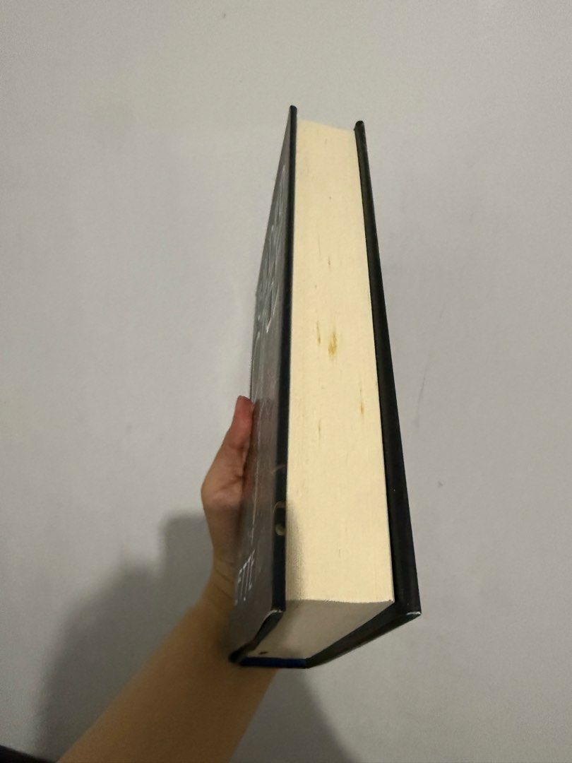 The Gilded Cage (Category: Storybooks) located in Quezon City. Submitted by episol (Listing ID 1471317183, Image 2). Description: Has minor foxing Rfs: dnf the 1st book.