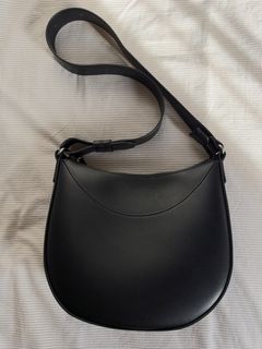 (Category: ) located in . Submitted by shop.preloved.ph (Listing ID 1471368199, Image 1). Description: .