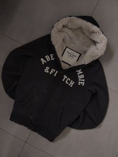 (Category: ) located in . Submitted by thriftcoulture.ph (Listing ID 1465913000, Image 1). Description: .