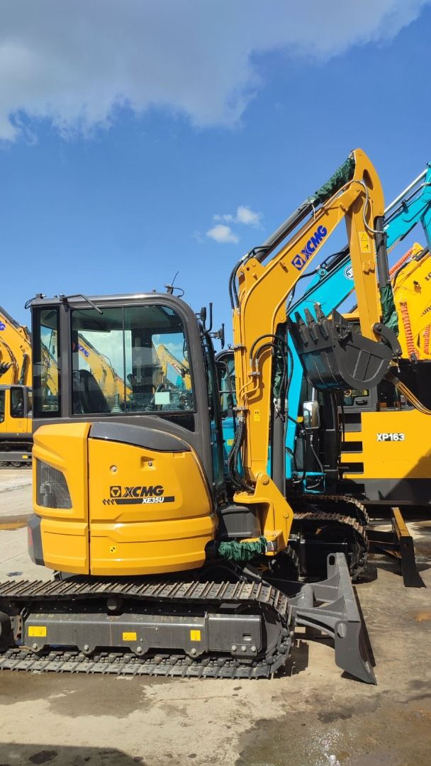 XCMG EXCAVATOR CRAWLER TYPE XE35U YANMAR ENGINE 0.11CBM (Category: Construction Tools & Equipment) located in Quezon City. Submitted by depedrochristianjay07 (Listing ID 1471353222, Image 1). Description: Elevate your business by investing in Reliable Equipment 💯 Brand new Units for sale‼️ XCMG EXCAVATOR CRAWLER TYPE XE35U YANMAR ENGINE 0.11CBM ✅ ️Financing ✅ ️Free PMS Labor & Filters ✅ ️Free Basic Tools ✅️ 1year or 2,000hrs warranty, whichever 