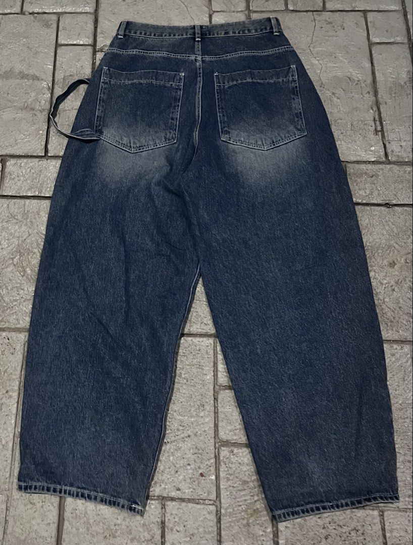 Y2K Wad Balloon Washed Denim Pants (Category: Jeans) located in Subic. Submitted by trashdimes2022 (Listing ID 1471446897, Image 2). Description: Size: L Width: 34 Length: 41 Hem: 10 Rise: 17 Thigh: 16 Leg: 13 Condition: Excellent Color rate: 9+/10.