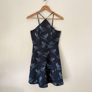 (Category: ) located in . Submitted by faveactivewear (Listing ID 1471317504, Image 1). Description: .