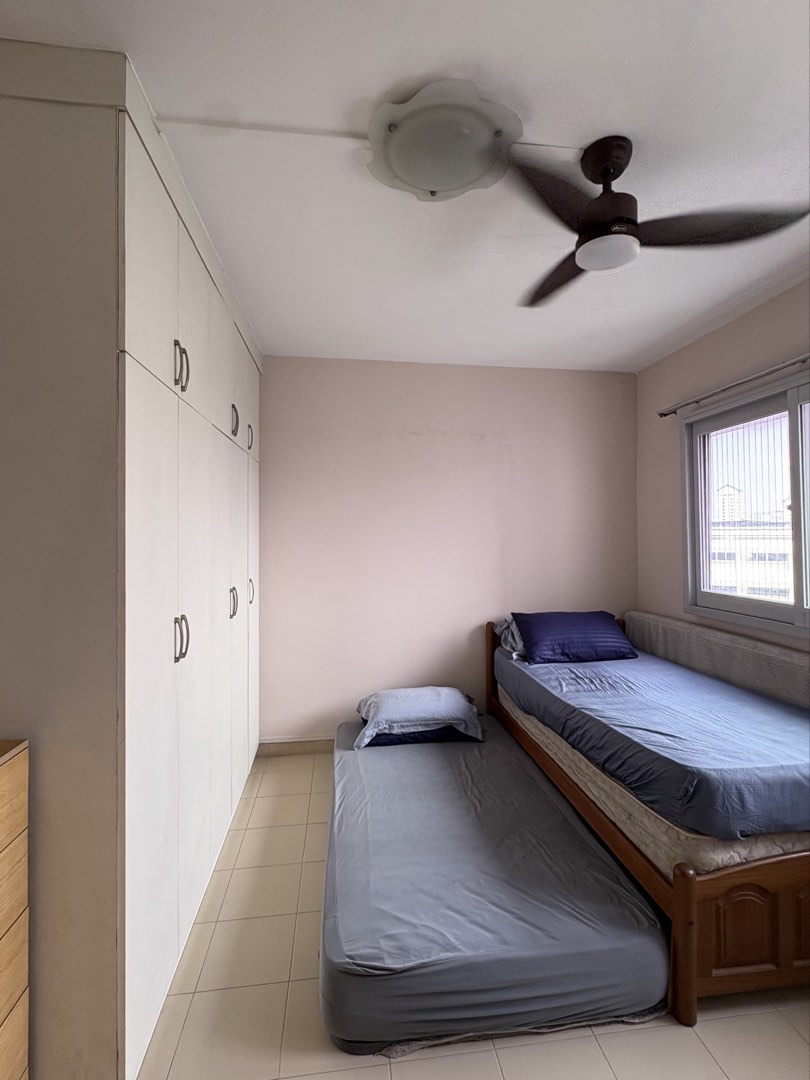 (Category: ) located in . Submitted by suzychua (Listing ID 1465857506, Image 1). Description: .