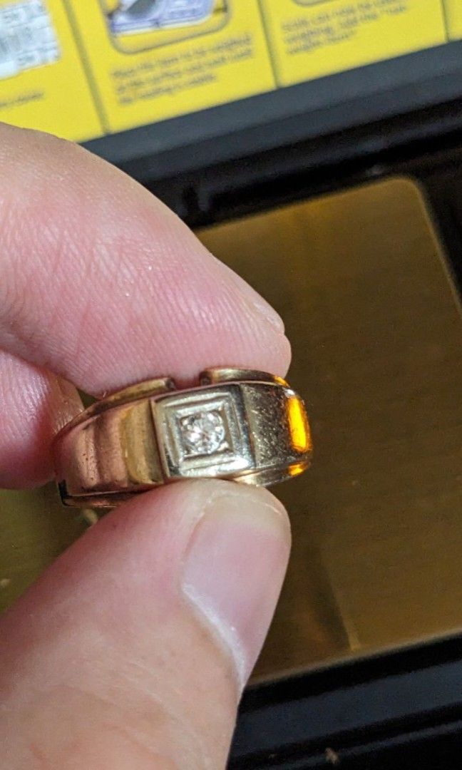 14k Men's Gold Ring (Category: Rings) located in Rizal. Submitted by robertopasakit (Listing ID 1465783149, Image 1). Description: natural diamond 3.11mm in size slightly negotiable.