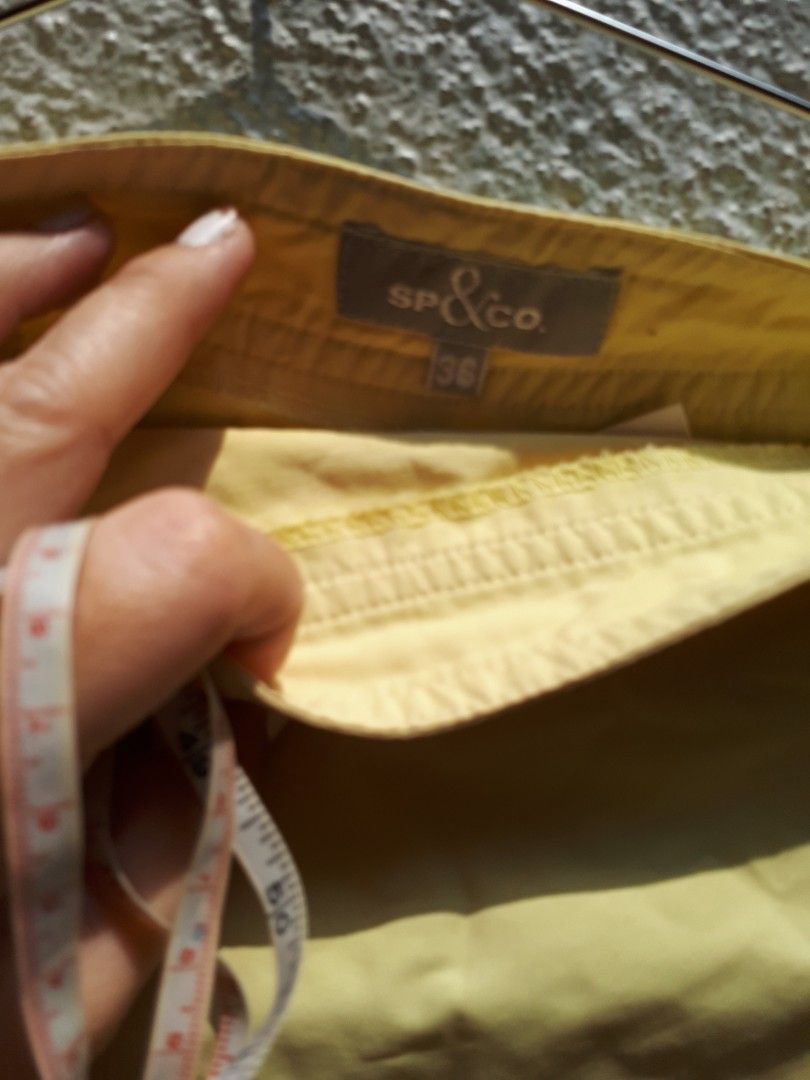 14x38 yellow skirt (Category: Skirts) located in Quezon City. Submitted by secretluxuryshop (Listing ID 1465788983, Image 2). Description: .