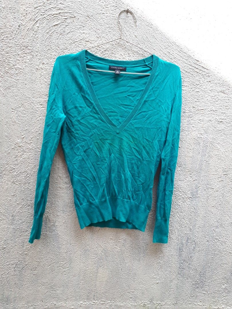 16x24 banana rep top (Category: Others Tops) located in Quezon City. Submitted by secretluxuryshop (Listing ID 1465800937, Image 2). Description: .