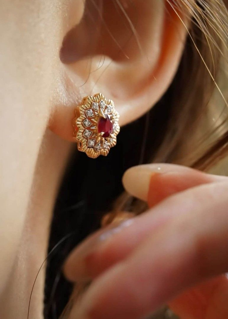 18K gold set with diamonds Buccilati Ruby-Purple Gemstone Earrings (Category: Earrings) located in Malolos. Submitted by keenhorse_ef38ab (Listing ID 1465946987, Image 2). Description: 18Karat gold set with diamonds Buccilati Ruby-Purple Gemstone Earrings 7-10Days arrival 50% downpayment DM for price inquiries.