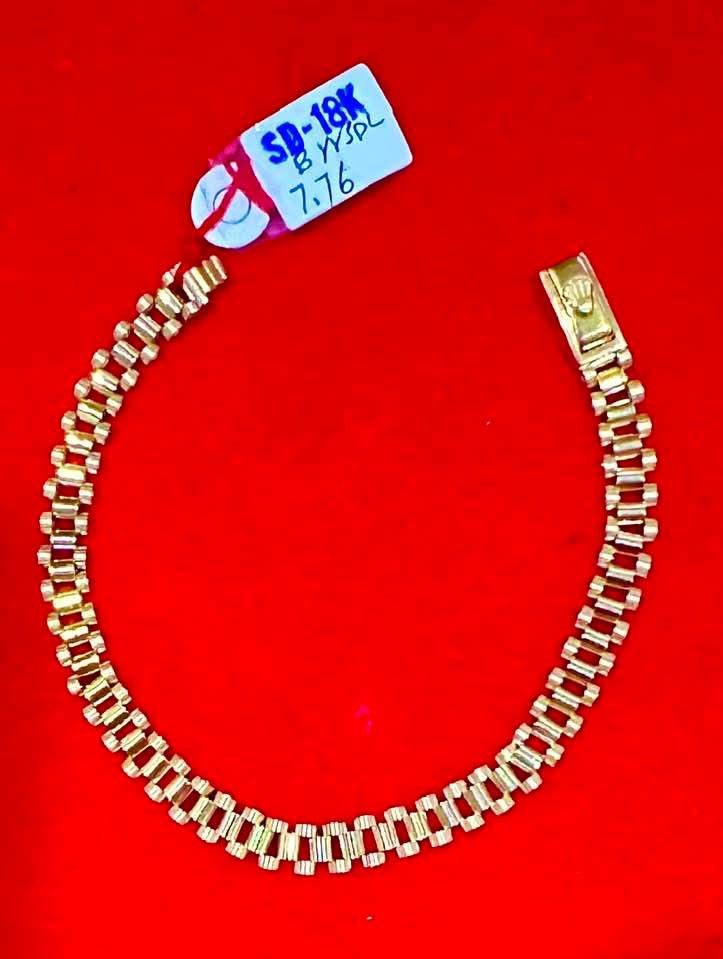 18k Saudi gold Rolex bracelet (Category: Bracelets) located in Manila. Submitted by bhelgoldseller2ndaccount (Listing ID 1465813644, Image 1). Description: New!!✨New!!✨New!! Authentic 18k Saudi Golds 💯pawnable/naisasanla 💯with high appraisal rate 💯good investment 💯Direct supplier price 👉OPEN for resellers 🌺please take time to evaluate their actual sizes and grams 👉Best panggift for all occasions ✅ Sold per grams not per piece Kya lowest pr