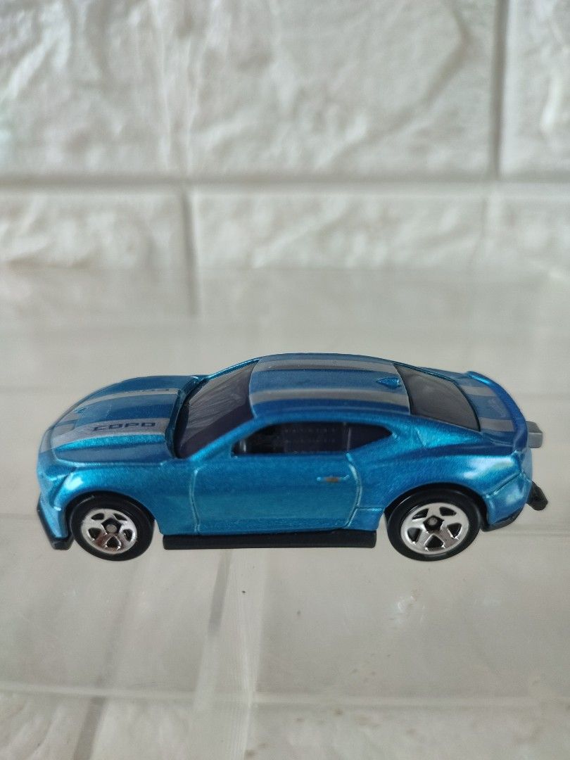 2018 copo camaro loose hotwheels (Category: Vehicle & Diecast Models) located in Narvacan. Submitted by jigger85 (Listing ID 1465778159, Image 1). Description: mint condition bought in UK loc. ilocos sur can ship thru JNT or LBC.