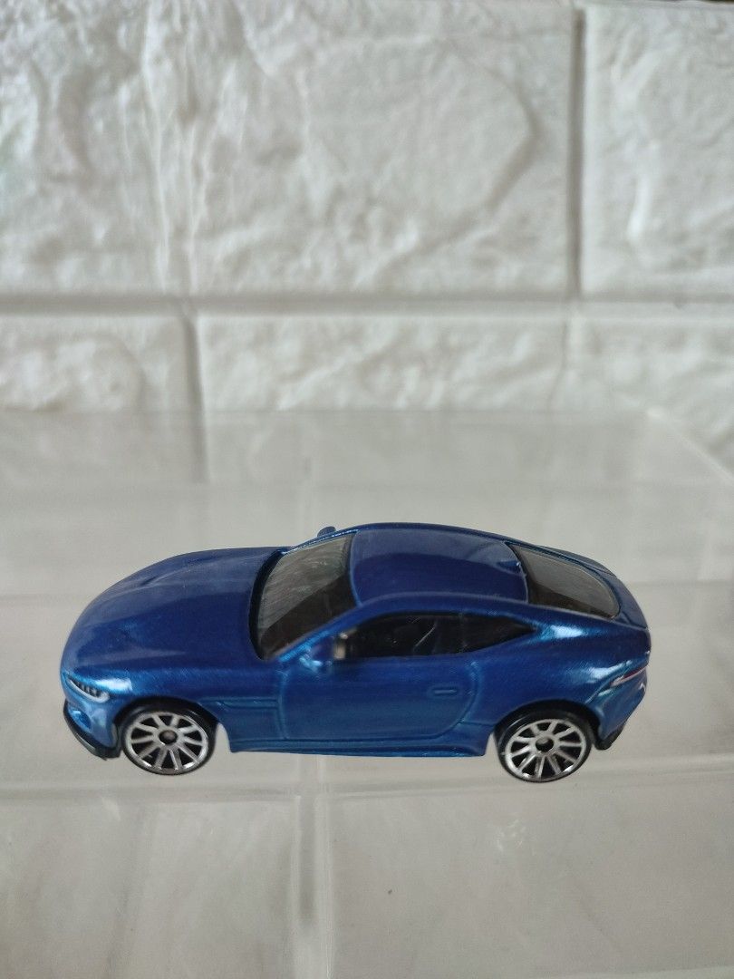 2020 jaguar f type loose hotwheels (Category: Vehicle & Diecast Models) located in Narvacan. Submitted by jigger85 (Listing ID 1465773293, Image 1). Description: mint condition bought in UK loc. ilocos sur can ship thru JNT or LBC.