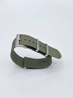 （分類：）位於 。 由 watchstrapheaven 提交（商品編號 1465939937，圖片 1）。簡介： 。