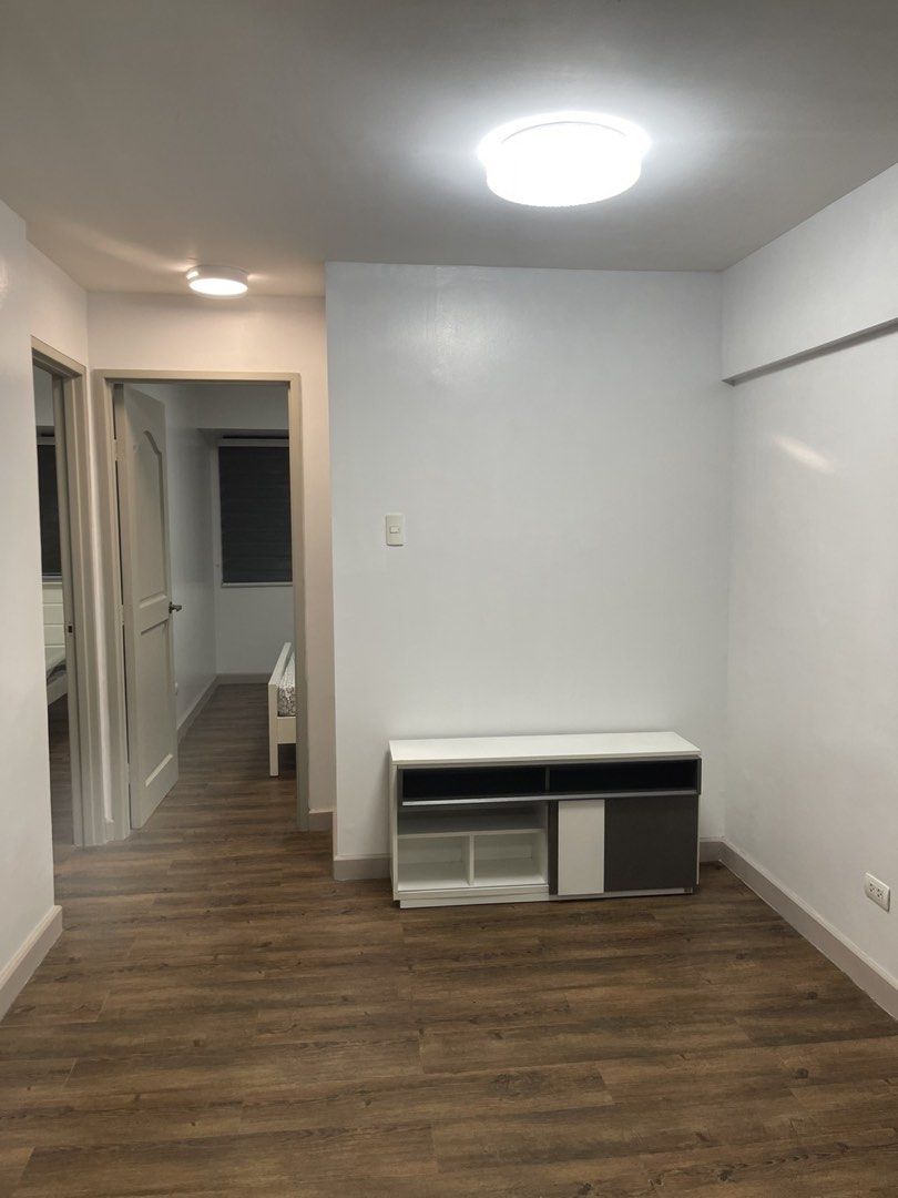 2Bedroom Condo in Acacia Estates (Category: Apartments & Condos) located in Tumauini. Submitted by nicemom_30 (Listing ID 1459327448, Image 2). Description: For Sale 🌿 2BR + PARKING | GREEN & OPEN VIEW ₱6.4M (Net) — Direct Buyer ✨ 60 sqm (unit + drying area) ✨ 2 Bedrooms, 1 bathroom ✨ Basement Covered Parking ✨ Open green/amenity view ✨ Renovated kitchen ✨ Newly repainted ✨ Move in Ready ✨ Clean Title ✨ Semi-furnished Payment Terms: Cash or Bank