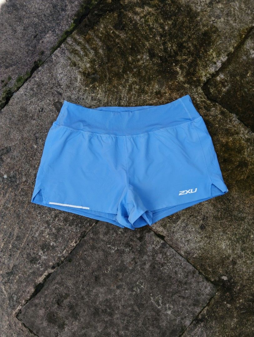 2XU AERO 4" RUNNING SHORT (Category: Activewear) located in Talisay. Submitted by nooooooooooooooooy (Listing ID 1465769385, Image 3). Description: LARGE W/CYCLING WAIST 30 TO 34 LENGTH 12 EXCELLENT NO FLAWS, NEED WASH.
