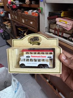 (Category: ) located in . Submitted by antique_lines (Listing ID 1465829399, Image 1). Description: .