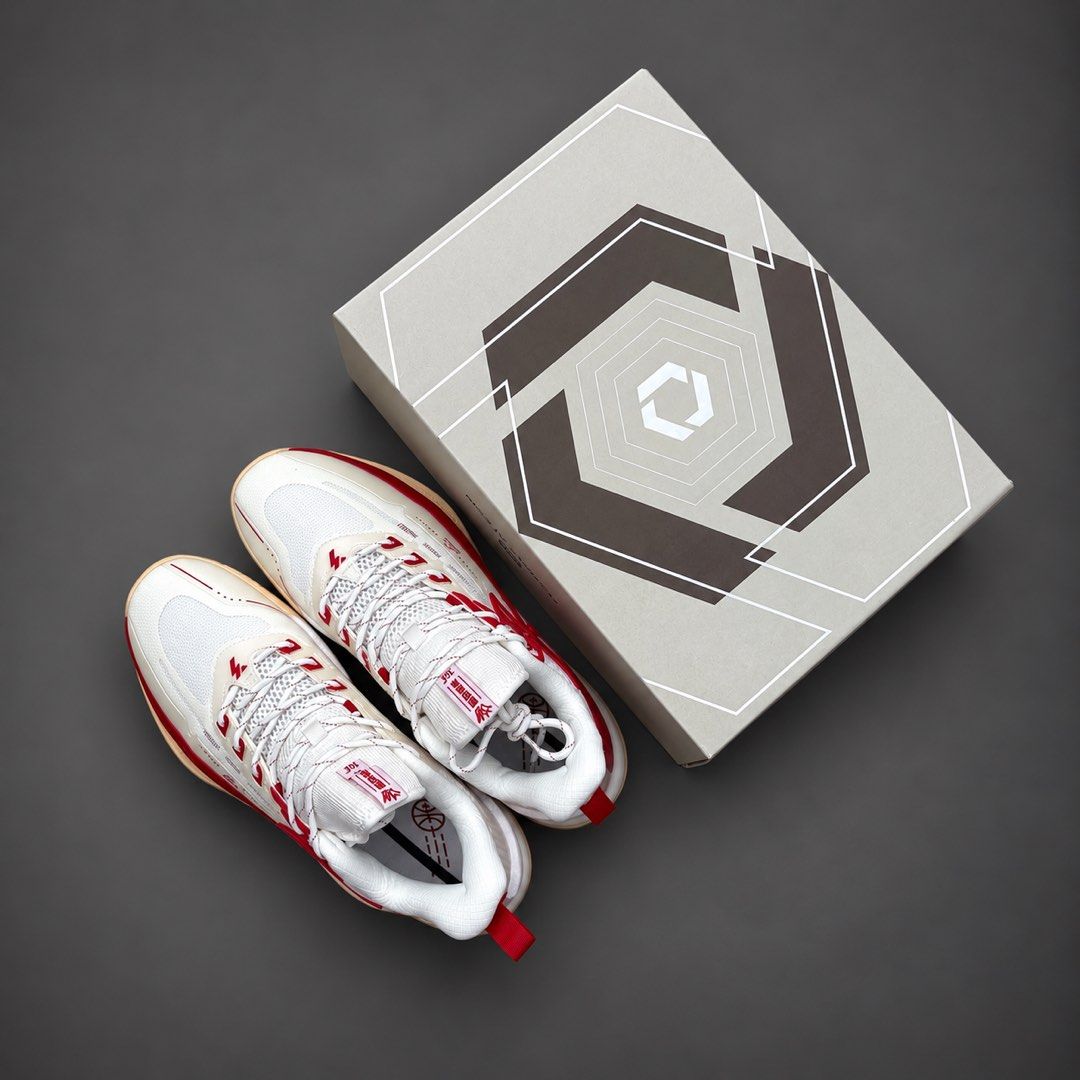 361° BIG 3 4.0 PRO BASKETBALL (Category: Sneakers) located in Taguig. Submitted by clarrk95 (Listing ID 1465868349, Image 2). Description: 361° Big 3 4.0 Pro Sizes: 9 | 10 | 10.5US Men 📍1,700 PESOS ONLY‼️ 📍1,700 PESOS ONLY‼️ SRP: ₱8,095 ✅ Complete w/ Box ✅ Legit / Original ✅ Refund if FAKE ✅ Add shipping ✅ IGNORING LP Inquiry Shipping: Lalamove | LBC | J&T Meetup: Taguig📍 DM for fast transaction.📮.