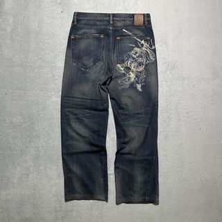 (Category: ) located in . Submitted by bakatzy_secondhand_garments (Listing ID 1465886354, Image 1). Description: .
