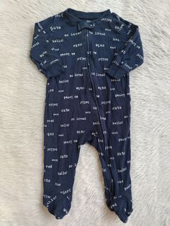 (Category: ) located in . Submitted by closetbykimkirsten (Listing ID 1465820867, Image 1). Description: .