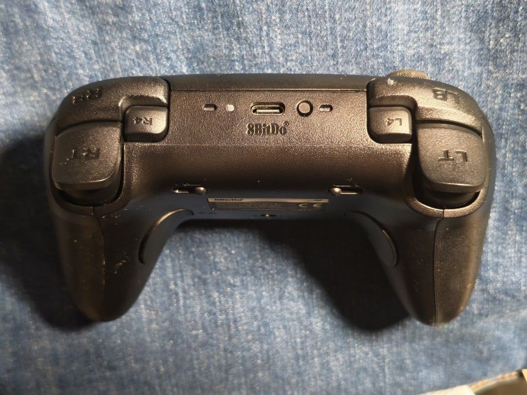 8bitdo Ultimate 2 Wireless Controller (Category: Controllers) located in Manila. Submitted by khobbiesandnovelties (Listing ID 1465764516, Image 2). Description: Like new, used less than 10x. No issues. RFS: transfered to nintendo switch 2..