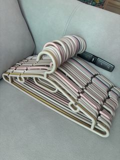 （分類：）位於 。 由 sammitheline 提交（商品編號 1465788343，圖片 1）。簡介： 。