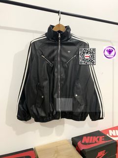 (Category: ) located in . Submitted by godada.allshop_selection (Listing ID 1465835319, Image 1). Description: .