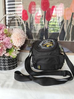 (Category: ) located in . Submitted by sakura_japan_surplus (Listing ID 1465766139, Image 1). Description: .