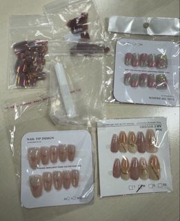 （分類：）位於 。 由 dorothytsoi 提交（商品編號 1465871859，圖片 1）。簡介： 。