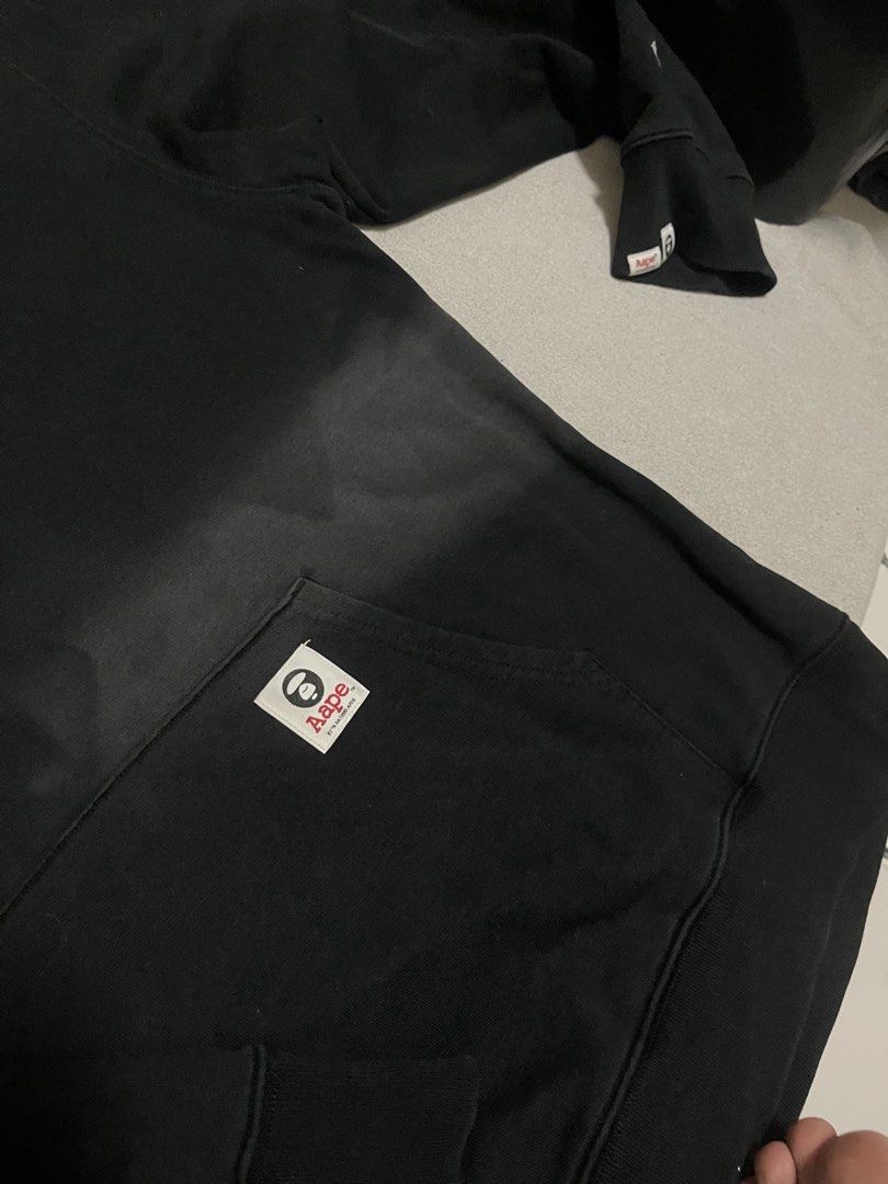 AAPE Apunvs Hoodie Jacket (Category: Hoodies) located in Bulacan. Submitted by sanjisthrift (Listing ID 1465773559, Image 3). Description: Size can fit XL Oversized to 2XL Width 25 Length 28.5 Very Good Condition 9/10 Good discoloration.