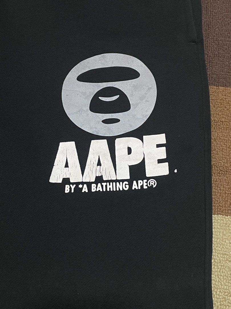 AAPE JOGGER PANTS (Category: Joggers) located in Batangas. Submitted by streetheadph (Listing ID 1465864981, Image 2). Description: AAPE JOGGER SIZE ON TAG : SMALL DIMES: W 30 to 32 / L 37 CONDITION: EXCELLENT COLOR: BLACK COLORRATE: 9.3 / 10 ISSUE: 1 SMALL PINHOLE SA LIKOD, see picture and NEED WASH PRICE: 1000 + SHIPPING FEE NEED WASH THIS ITEM IS UKAY PLEASE MANAGE YOUR EXPECTATION ALWAYS READ THE DETAILS.