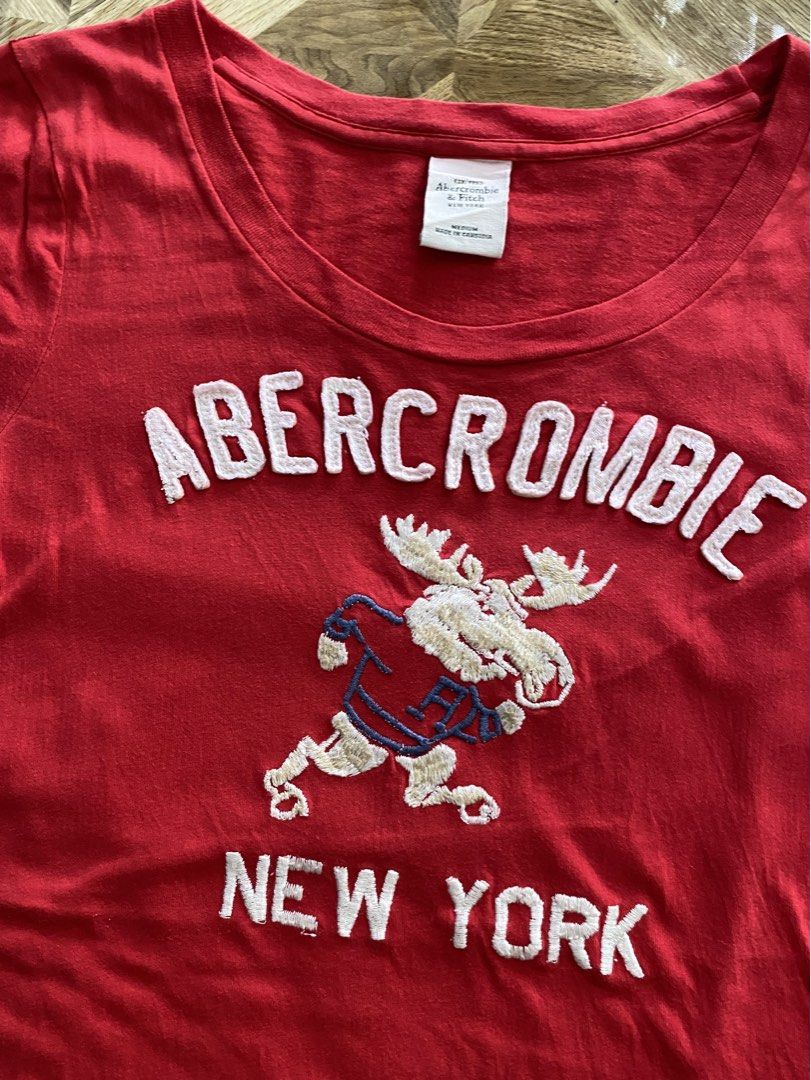 Abercrombie & Fitch Top (Category: Shirts) located in Davao. Submitted by workmensph (Listing ID 1463571165, Image 3). Description: Size Small-Medium 15.5” x 26” Excellent Condition .