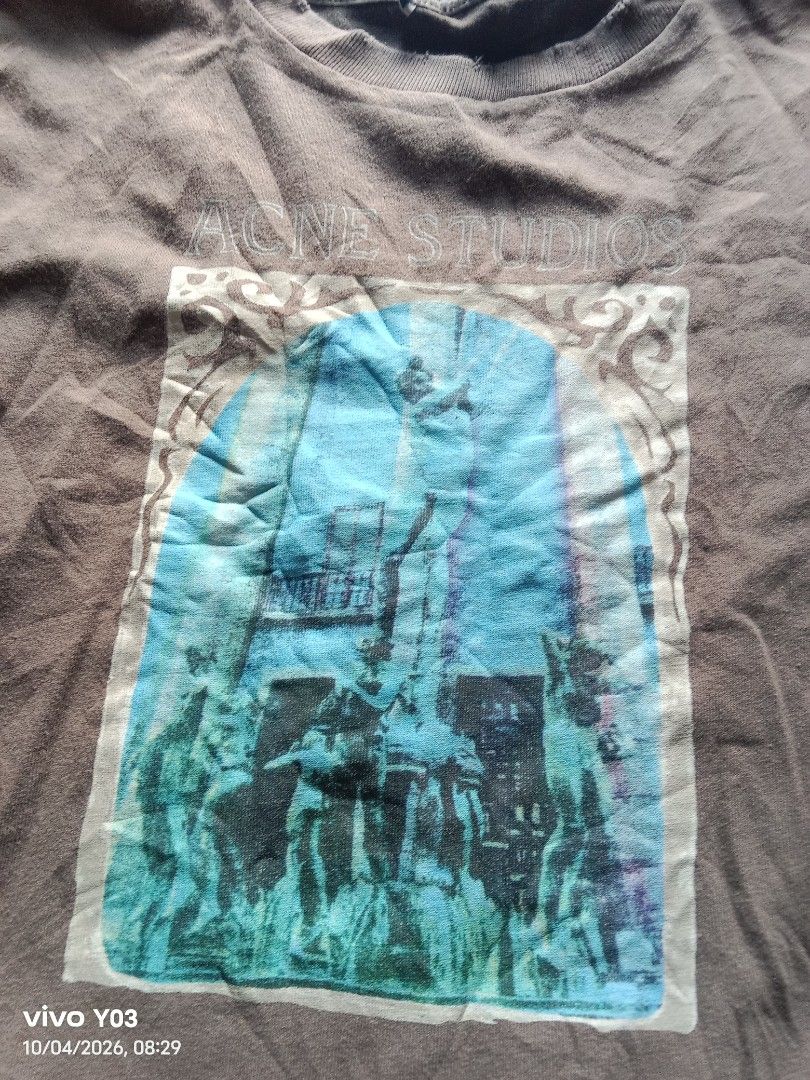 Acne studio (Category: Tshirts & Polo Shirts ) located in Cabuyao City. Submitted by blake657 (Listing ID 1465762245, Image 2). Description: acne studio size medium .